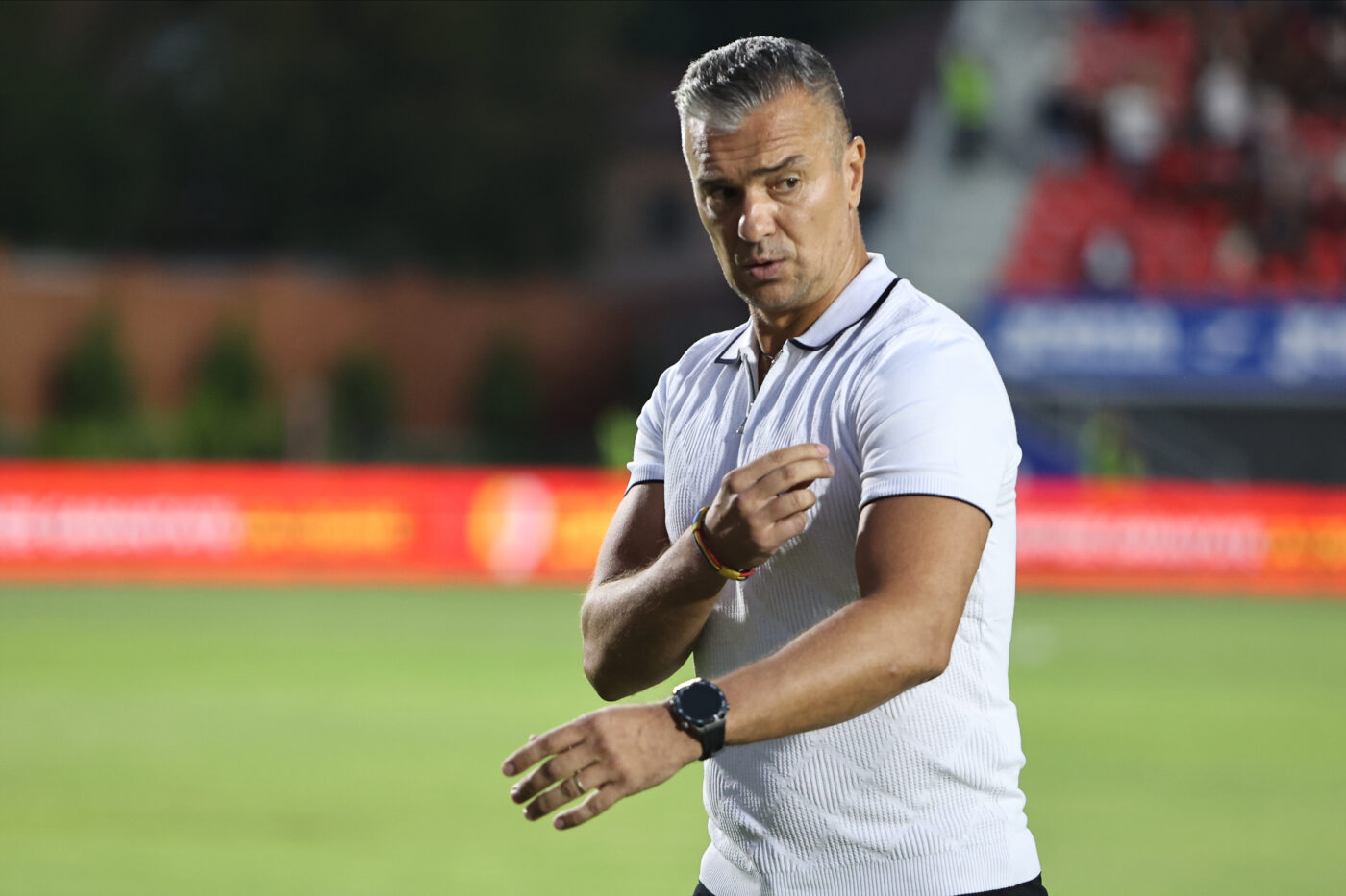 Ce „țeapă” și-a luat Daniel Pancu la faza în care a primit cartonașul roșu în România U21 – Elveția U21. N-a văzut bine ce a făcut arbitrul și a comis gafa care l-ar putea costa prezența la EURO