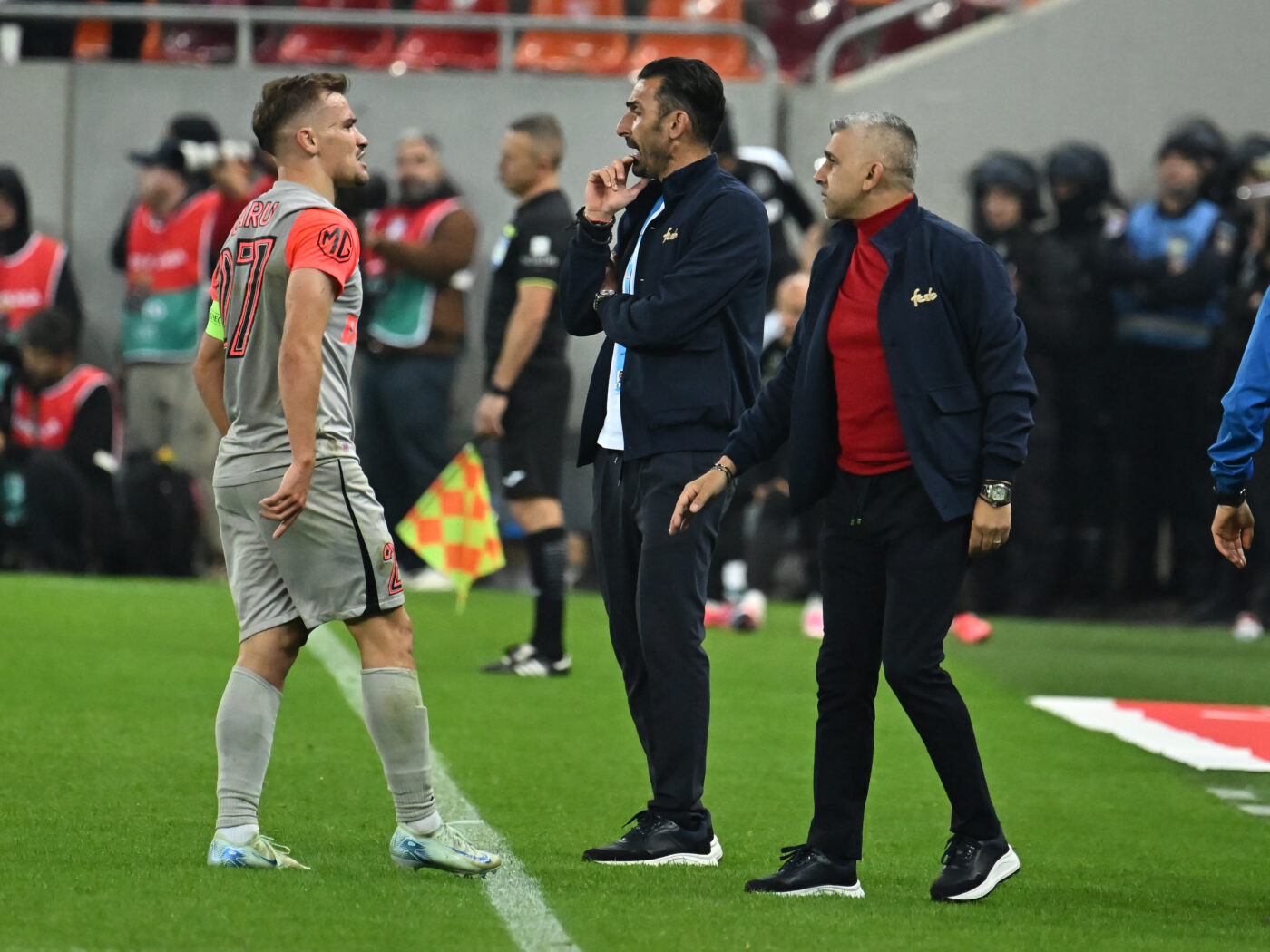 Darius Olaru, gesturi dezgustătoare, după Dinamo – FCSB 0-2! Cum i-a provocat căpitanul roş-albaştrilor, de pe teren, pe suporterii rivalei