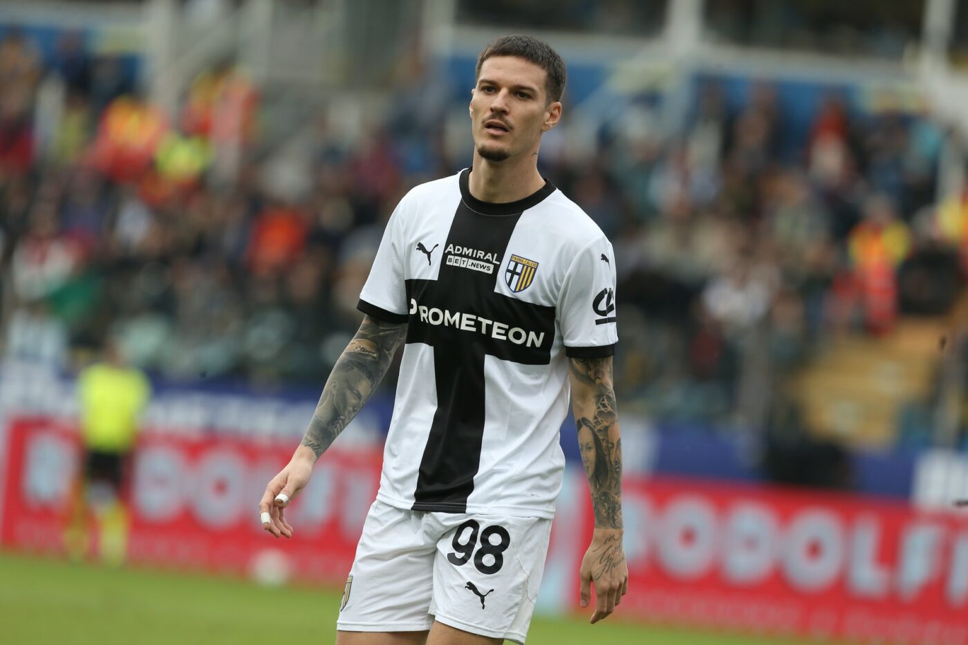 Dennis Man, în declin pentru că este cu gândul la transfer? Italienii au dat verdictul: „Evident, jucătorul este urmărit de mai multe cluburi”
