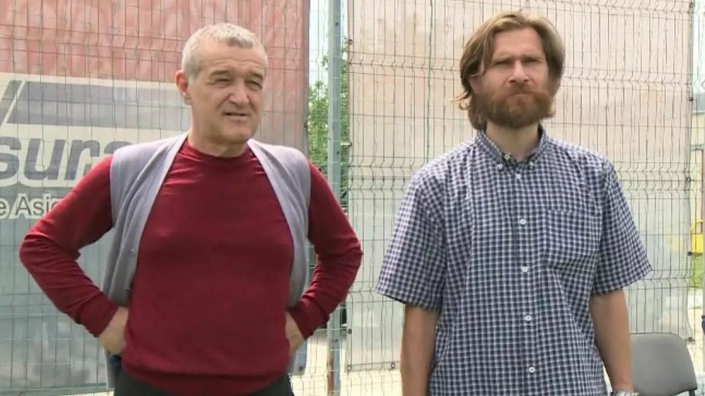 Dialog incredibil între Gigi Becali și Alexandru Tudor, pe aeroportul Otopeni, înainte de plecarea spre Salonic. Fostul arbitru nu a vrut să fie filmat, iar miliardarul a răbufnit: „Când arbitrai contra Stelei cum era?”
