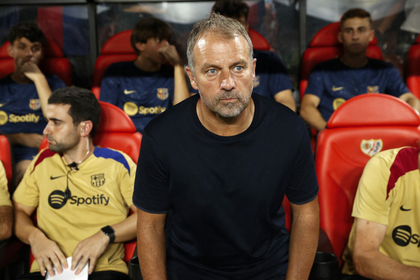 Disciplină roş-albastră: antrenorul l-a dat afară din echipă pentru că a întârziat la şedința tehnică! Flick nu se joacă la FC Barcelona şi l-a exclus pe starul francez