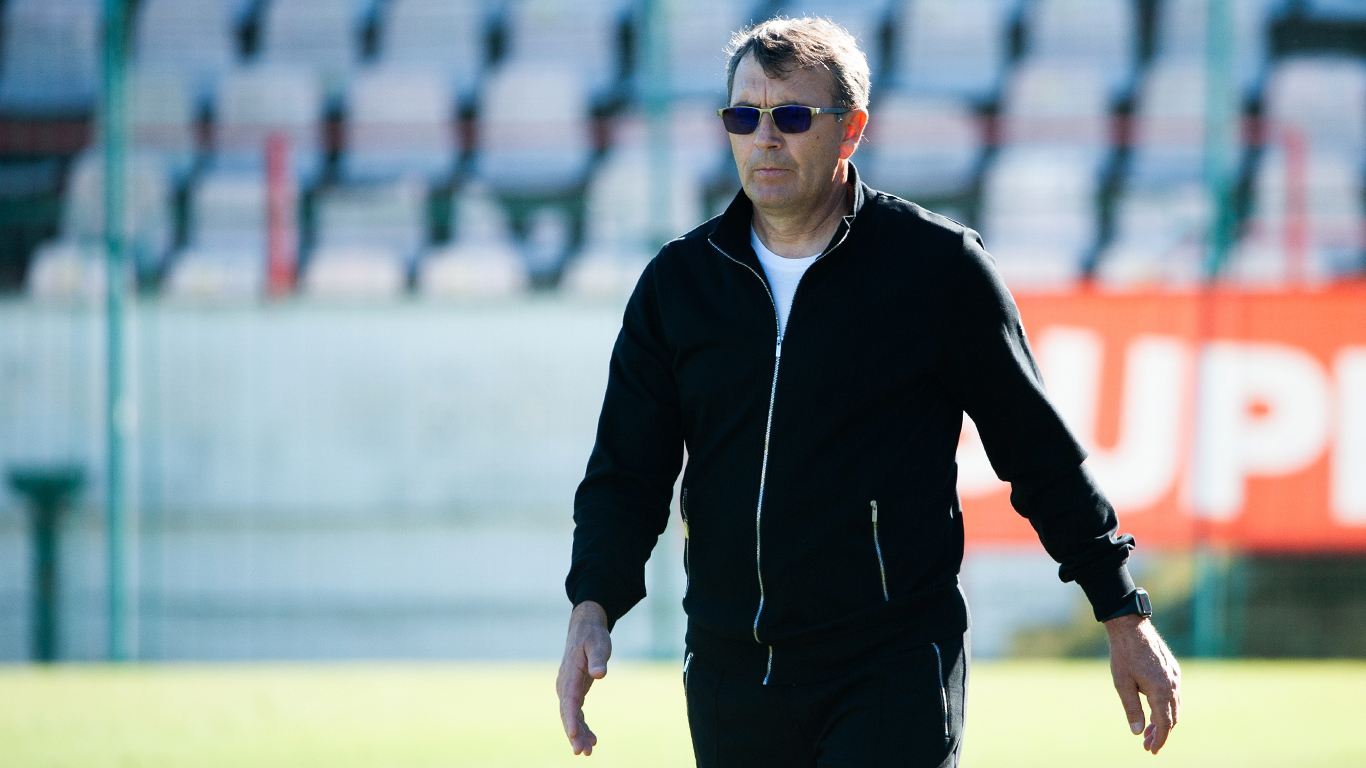 Eugen Neagoe, în al nouălea cer după Gloria Buzău – Hermannstadt 3-0: „Am făcut spectacol!”. Jucătorii remarcați de antrenorul din Crâng