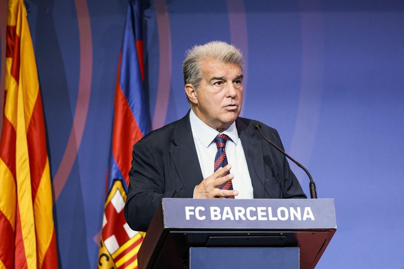 FC Barcelona are datorii de 147.000.000 de euro din transferurile de fotbaliști!