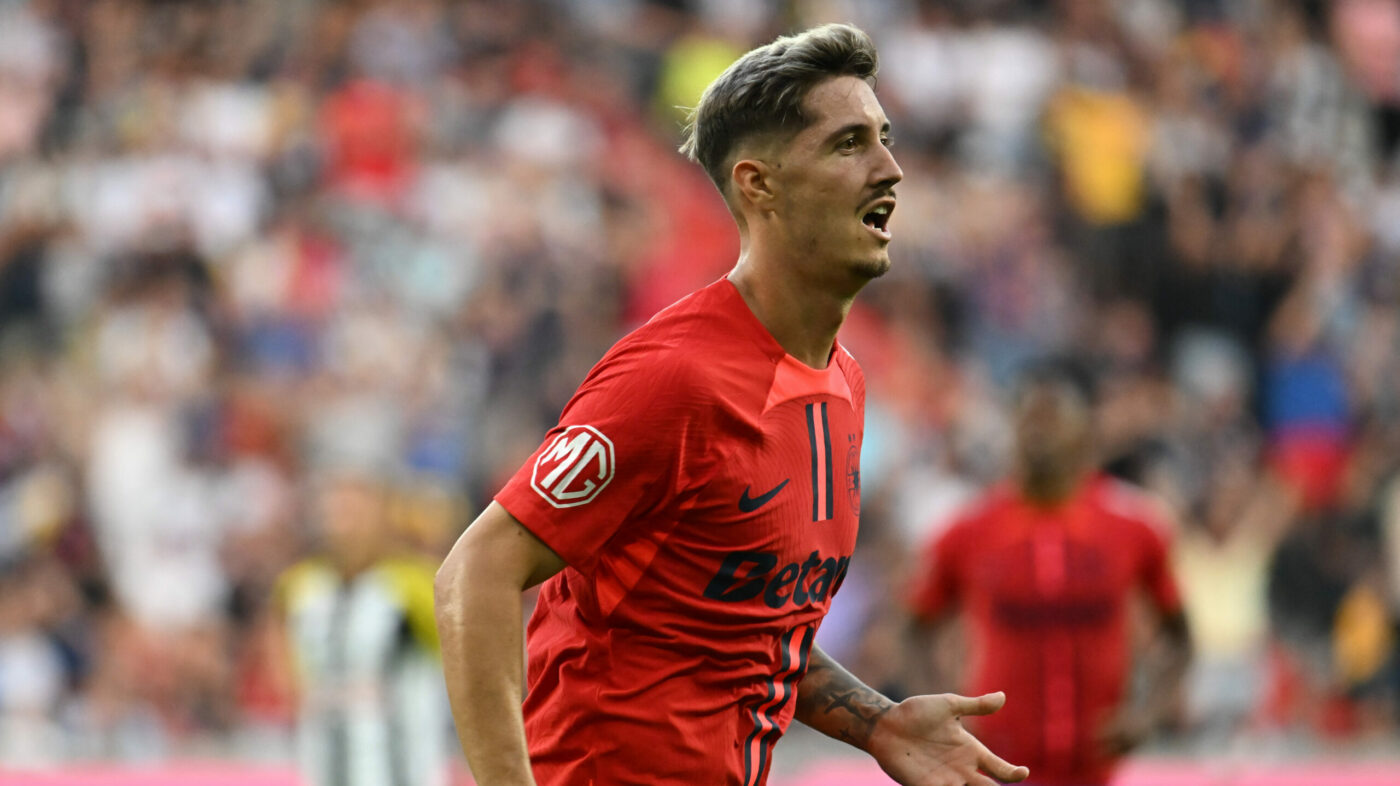 Scandal imens în Rangers – FCSB! Fază controversată în minutul 2: Miculescu i-a luat mingea portarului lui Rangers și a marcat, dar arbitrul italian a fluierat fault. De ce nu a putut fi verificată decizia la VAR