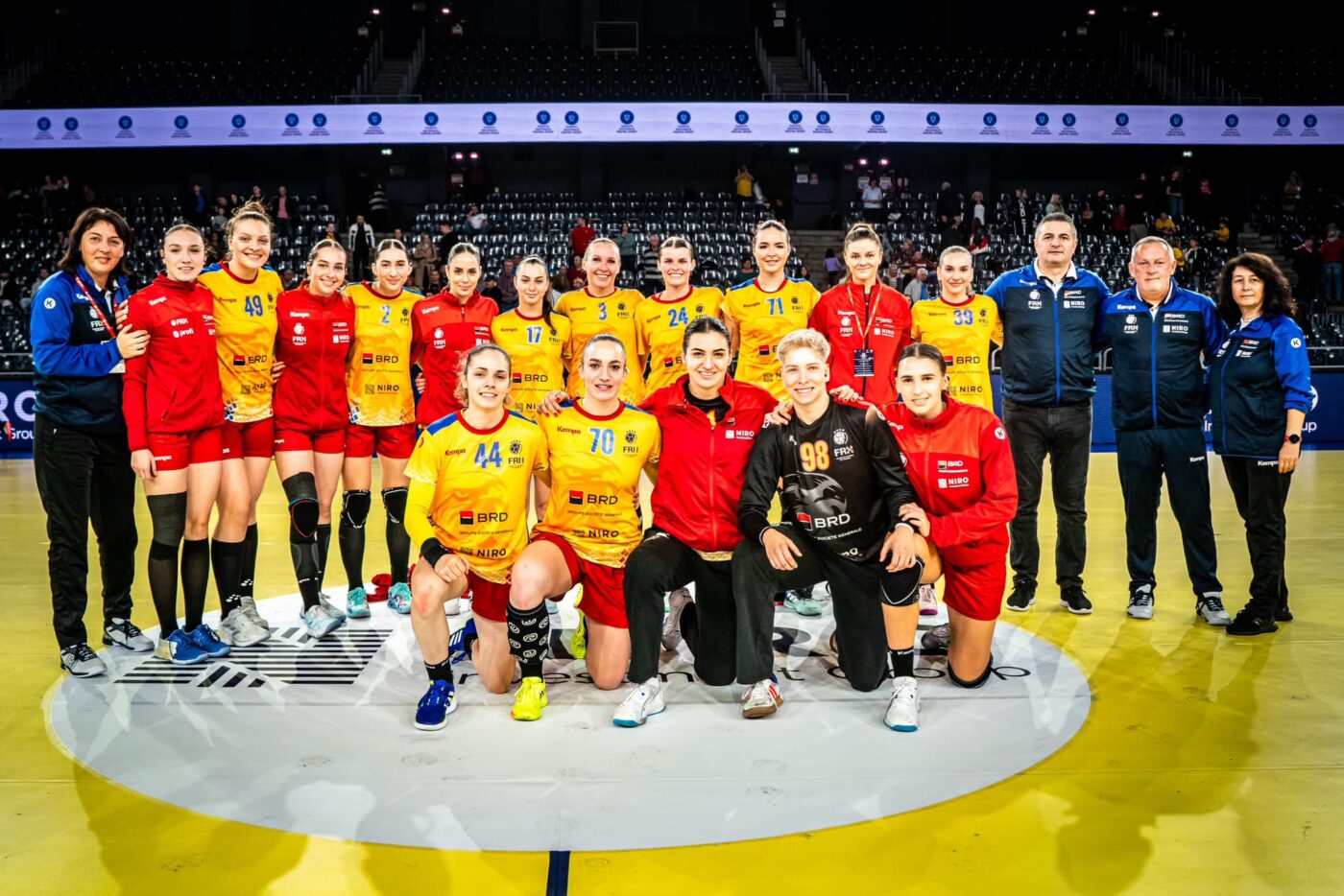 Florentin Pera, prima reacție „la rece” după eșecurile cu Elveția și cu Brazilia la Trofeul Carpați la handbal feminin! „Doar prima repriză m-a mulțumit”. Ce îl îngrijorează pe selecționer și ce spune despre Cristina Laslo. EXCLUSIV