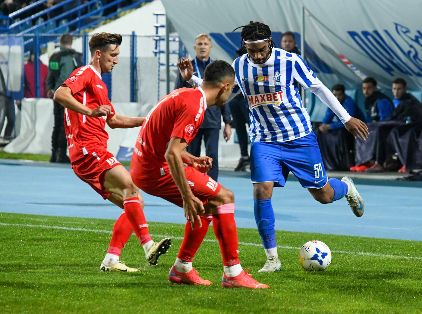 Fotbal sărac în Copou: Poli Iași și UTA au dat-o la pace în Cupa României, după un meci cenușiu. Debut pentru Billel Omrani
