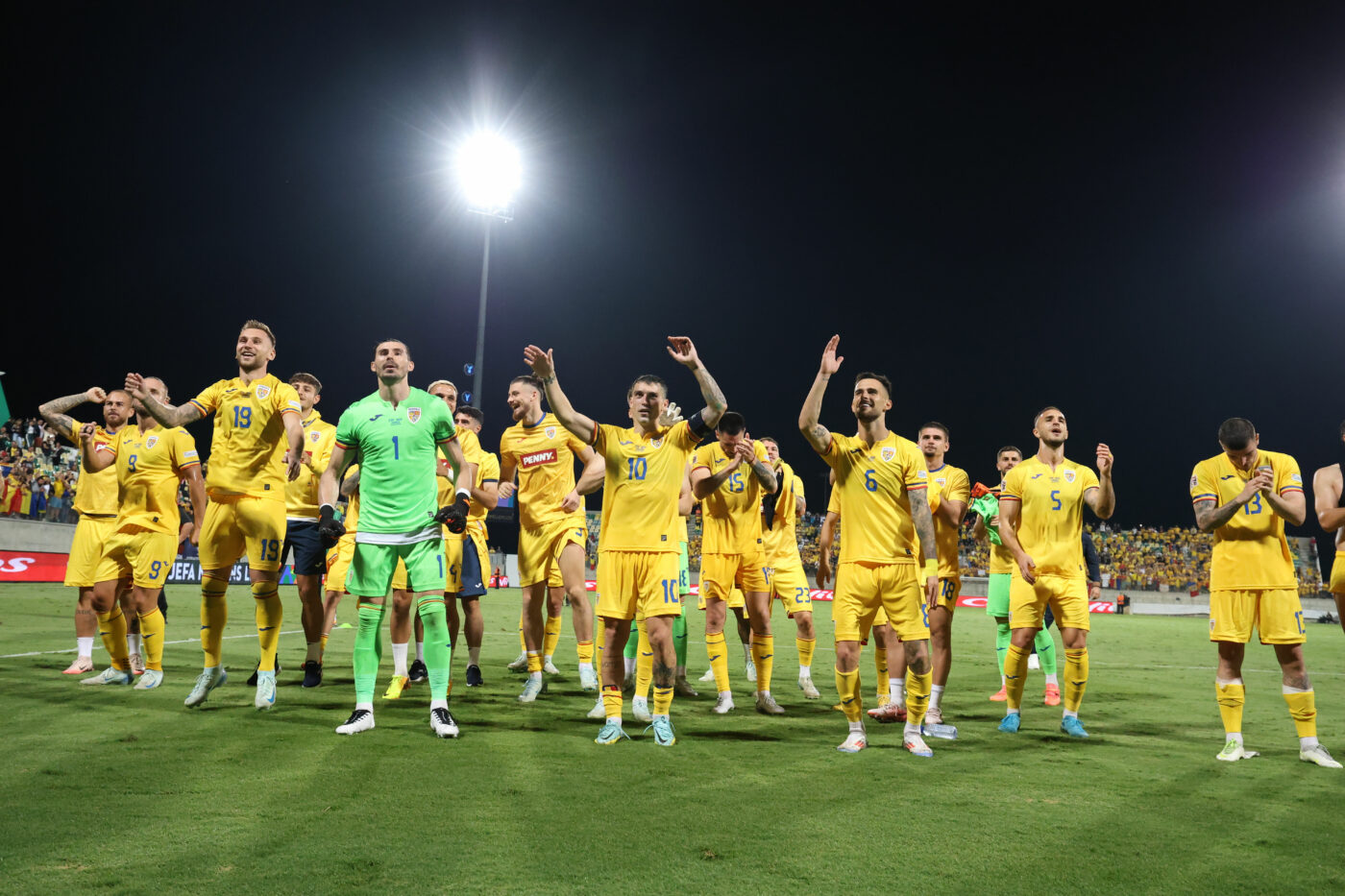 Fotbalistul român antrenat de prietenul lui Guardiola aștepta o convocare la echipa națională: „Cu tot respectul, dar joc în cupele europene”. EXCLUSIV