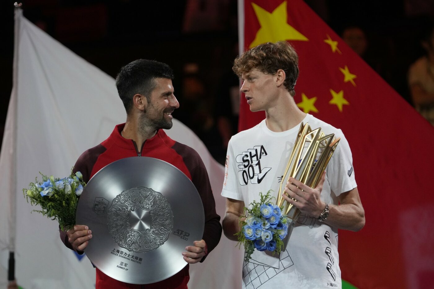 În plin scandal de dopaj, Jannik Sinner l-a învins iar pe Novak Djokovic şi a câştigat turneul ATP 1000 de la Shanghai