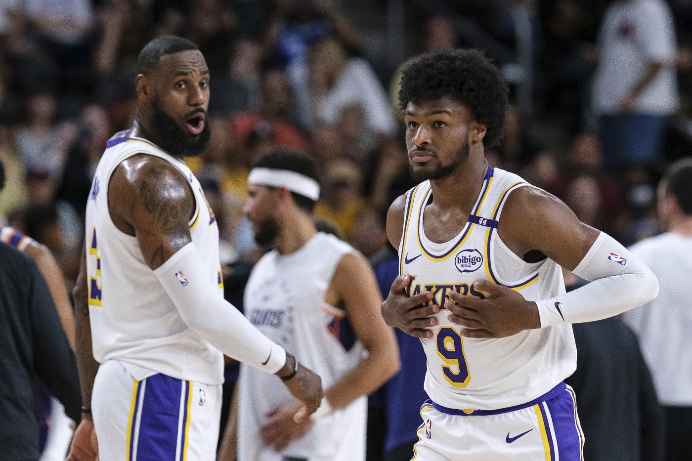În numele tatălui și al fiului: LeBron James și Bronny James au intrat în istoria NBA! E pentru prima oară în 75 de ani când s-a întâmplat așa ceva