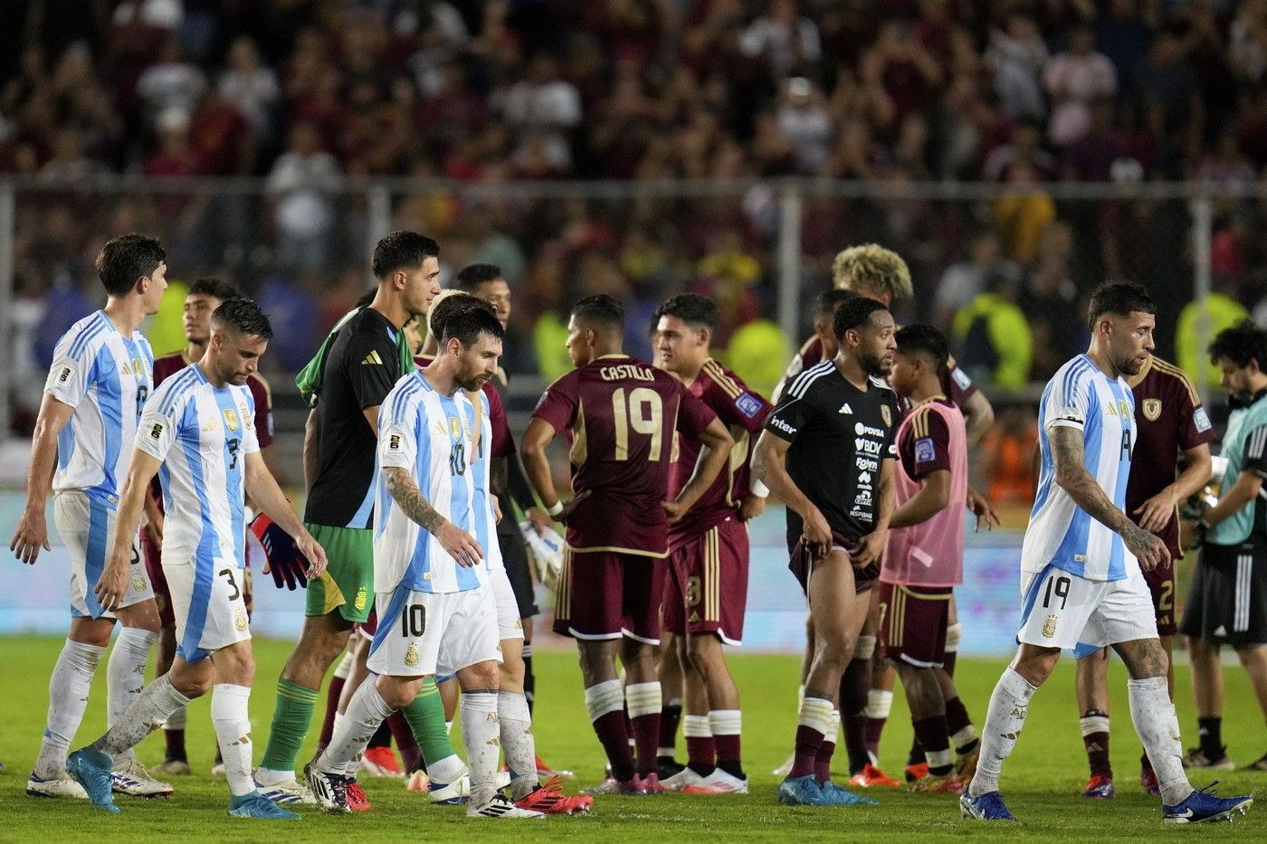 Leo Messi, supărat după revenirea la naționala Argentinei: „N-am putut face nici măcar două pase!”. Ce a făcut Brazilia în meciul cu Chile