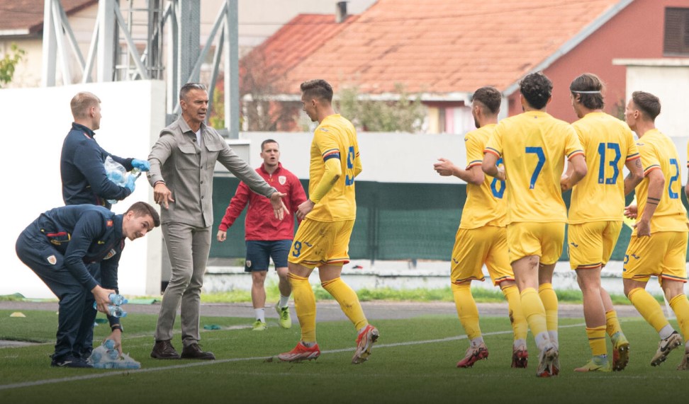Louis Munteanu, pe urmele lui Adrian Ilie și Adrian Mutu! 9 jucători români se pot lăuda că au marcat de trei ori într-un meci oficial la tineret. SPECIAL
