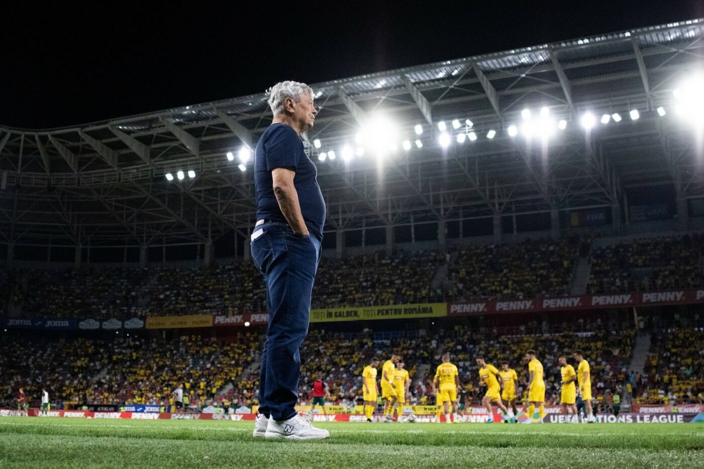 Mircea Lucescu a anunțat ceea ce mulți bănuiau: se va retrage de la echipa națională de fotbal a României! „Am simțit nevoia să închei activitatea ca selecționer al echipei pe care am iubit-o toată viața”