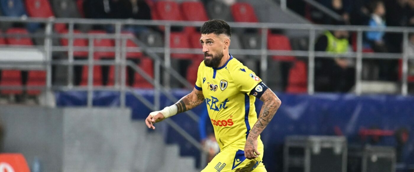 Motivul pentru care Paul Papp a ieșit din echipă în ultimul moment la meciul cu UTA. Petrolul, nevoită să joace cu un debutant