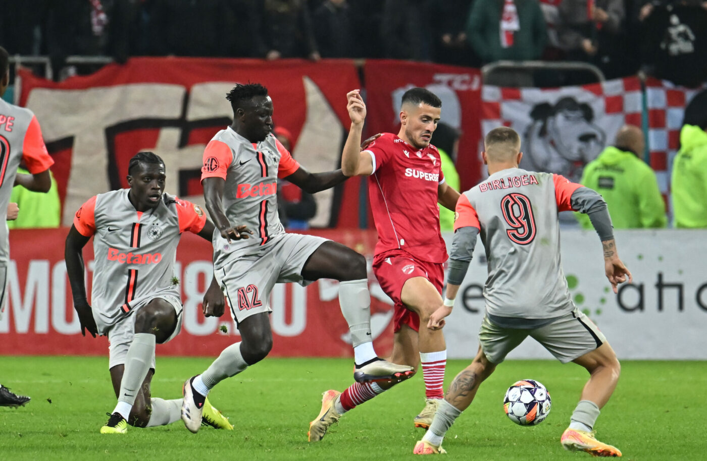 Notele după derby-ul Dinamo – FCSB 0-2. E absolut uluitor cine a fost omul meciului