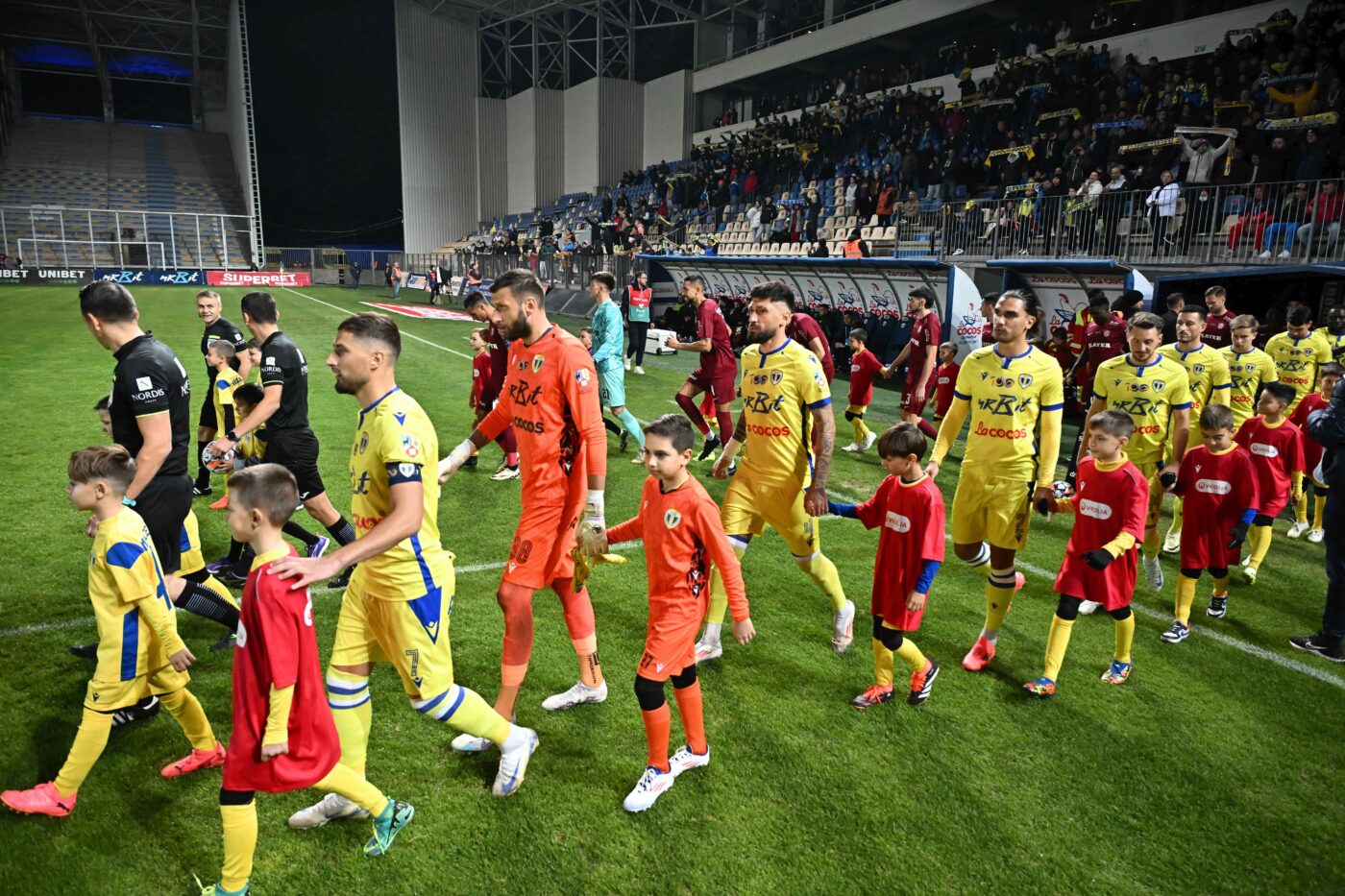 Petrolul, decimată după jocul cu CFR Cluj. Pe cine au pierdut ploieștenii în urma remizei cu echipa lui Dan Petrescu