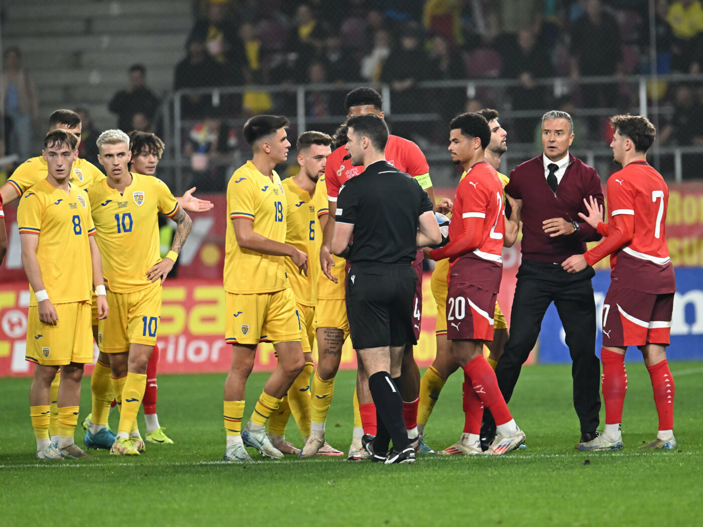 Reacția FRF, după ce Daniel Pancu a luat cartonaș roșu! „Va sta probabil două etape! Îmi face probleme”