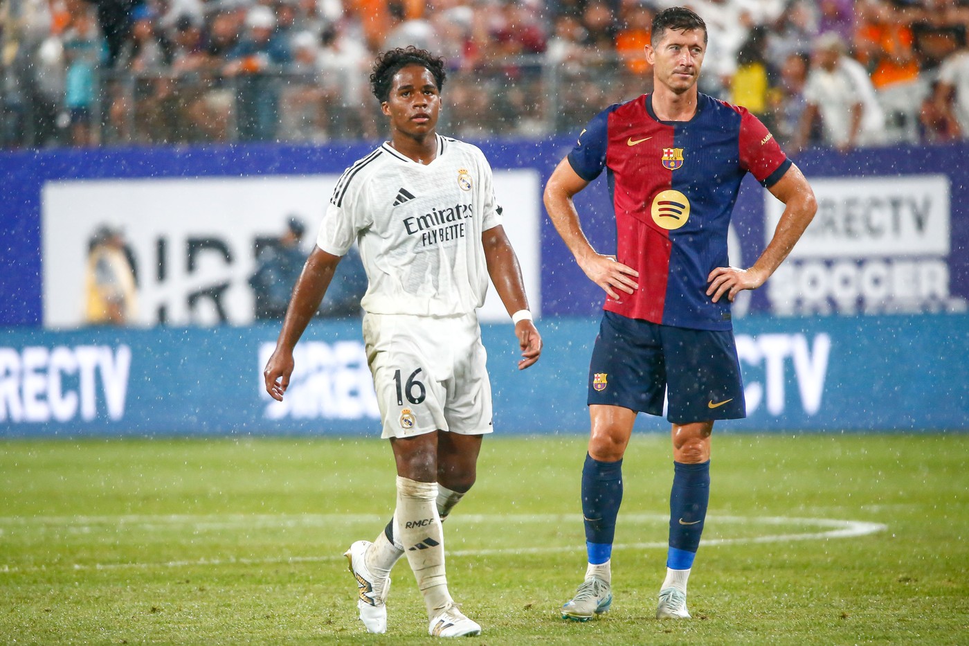 Real Madrid – FC Barcelona 0-2, Live Video Online în etapa 11 din La Liga. Robert Lewandowski face „dubla” pe Bernabeu după o lovitură de cap