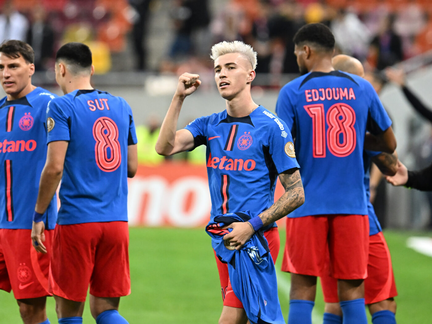 Tavi Popescu, gol fabulos în FCSB – Gloria Buzău. Execuție perfectă din lovitură liberă