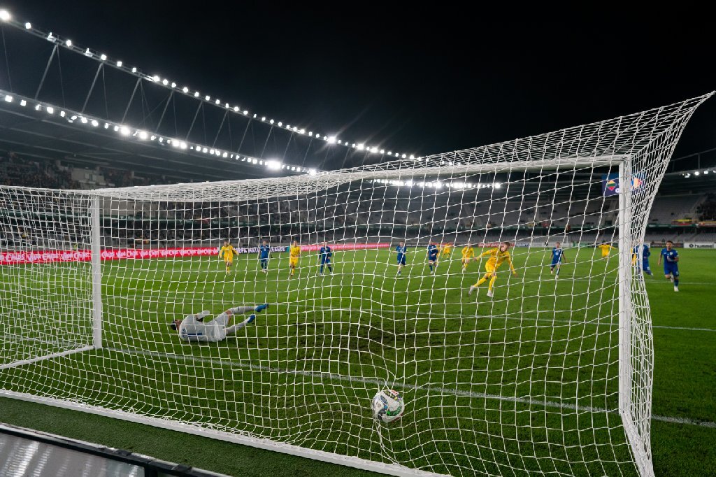 Un arbitru lituanian a dat verdictul despre penalty-ul dictat împotriva României! „Asta a spus despre fază”