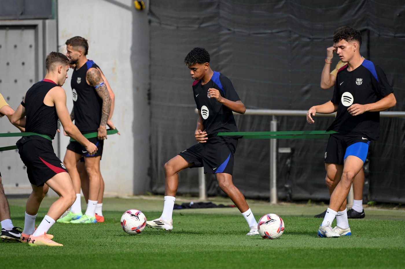 Vedeta Barcelonei a făcut o schimbare inedită înainte de El Clasico!