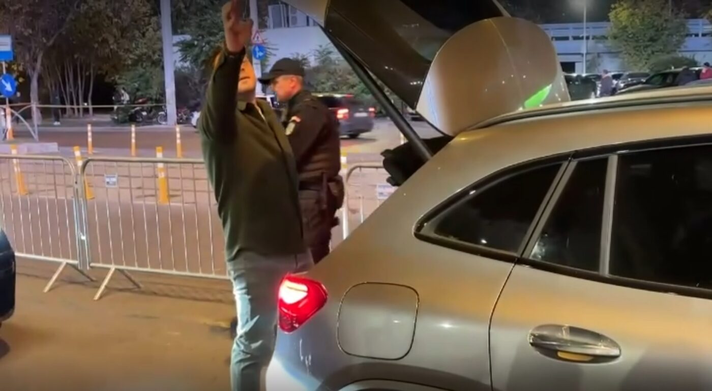 Victor Angelescu și Ciprian Marica au deschis portbagajul, iar jandarmii au intervenit imediat! Ce s-a întâmplat înainte de Rapid București – Farul Constanța