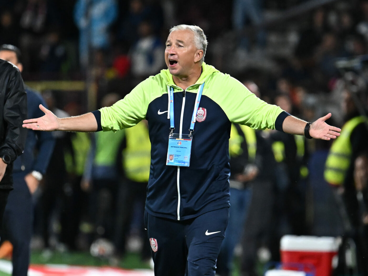 „Ce să mă mai mire pe mine?”. Dan Petrescu a reacționat fără rețineri când a fost întrebat de Nelu Varga