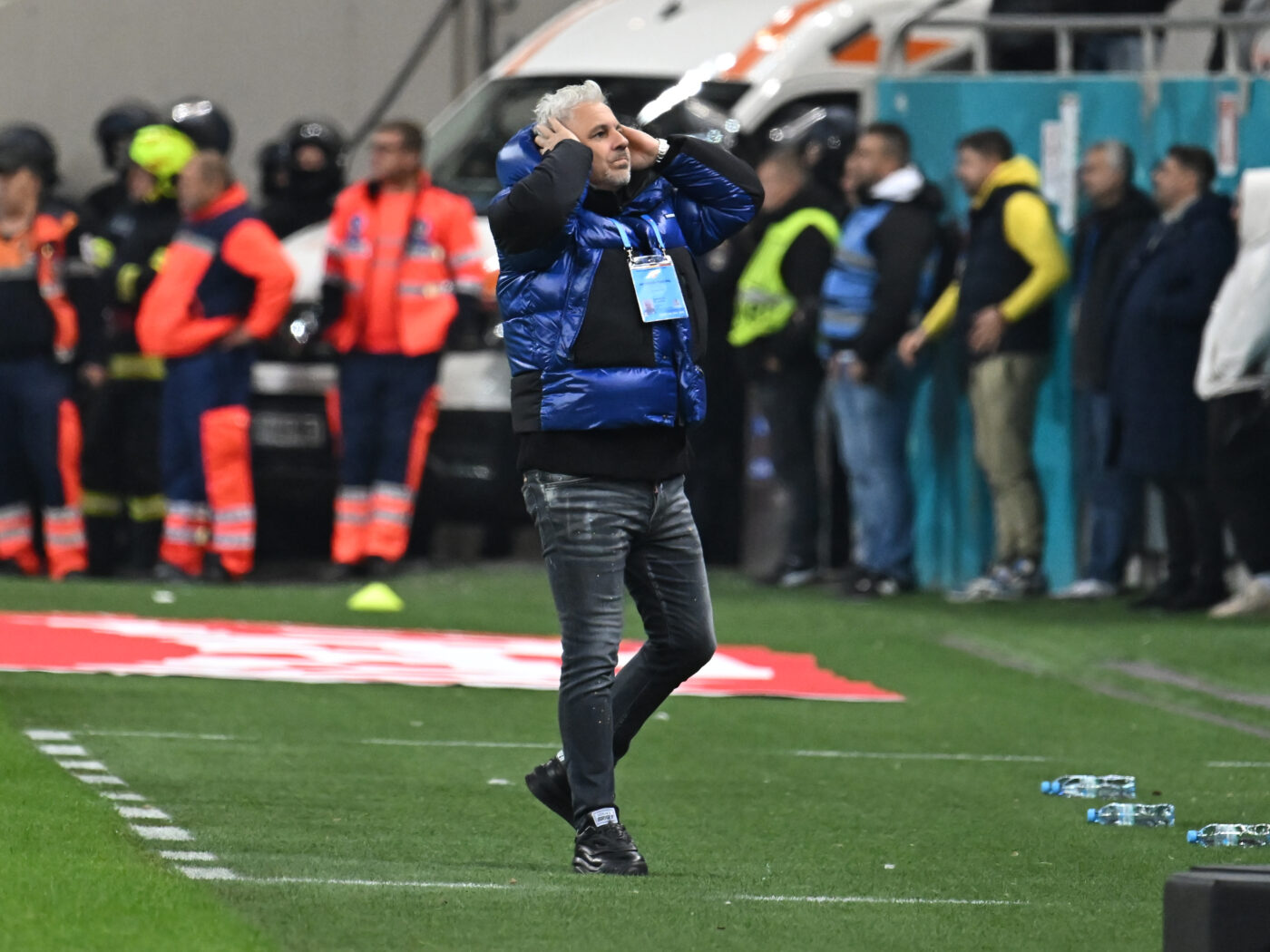 „E greu să se abțină!”. Marius Șumudică, pus la punct de unul dintre cei mai înfocați rapidiști, după gesturile făcute către galeria FCSB. EXCLUSIV