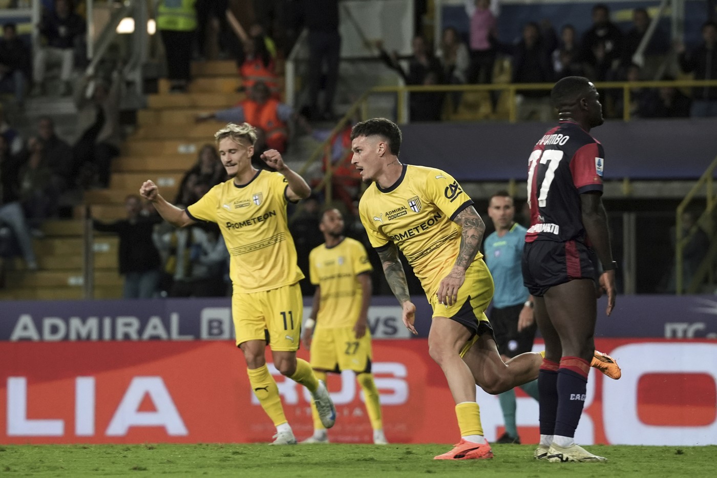 „Incredibil!”. Ce a scris Gazzetta dello Sport despre Dennis Man şi Răzvan Marin, după ce românii au marcat în cel mai nebun meci al etapei din Serie A, Parma – Cagliari 2-3