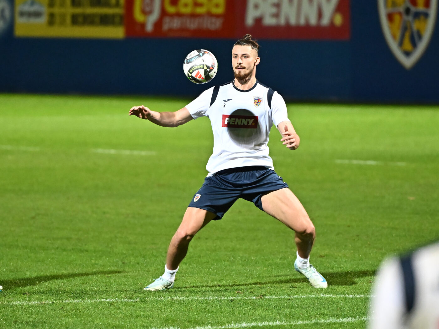 „Pleacă imediat de la Tottenham!”. Verdictul realist pentru Radu Drăguşin