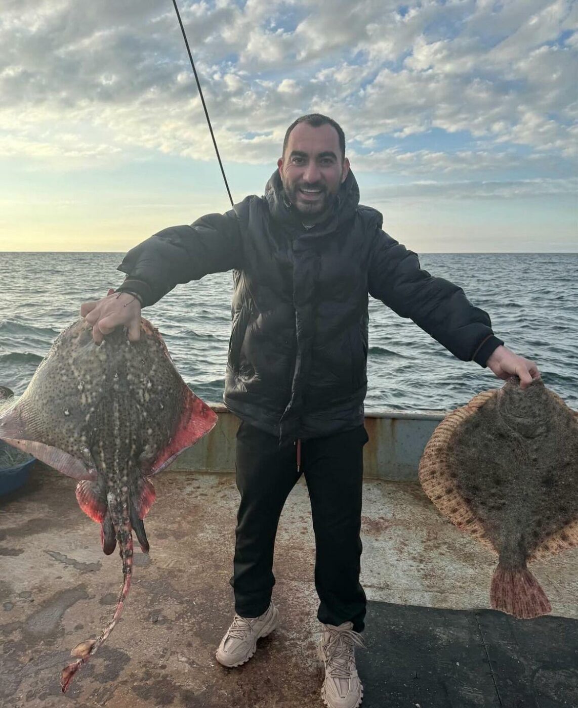 „Topul de pe lume. Atât s-a putut, doar aici s-a mai găsit locație: în centrul orașului”. Fotbalistul milionar a bătut palma cu Pescobar pentru cea mai tare afacere