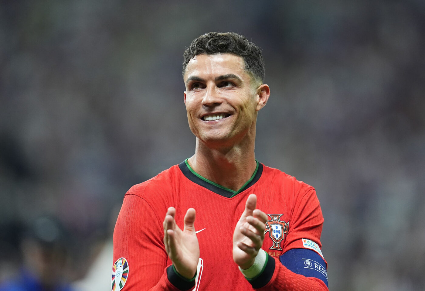 „Un român are o avere de trei ori mai mare decât Cristiano Ronaldo şi nici nu ați auzit de el”. Englezii au amuțit când au aflat cât de bogat e „necunoscutul de la Bucureşti”