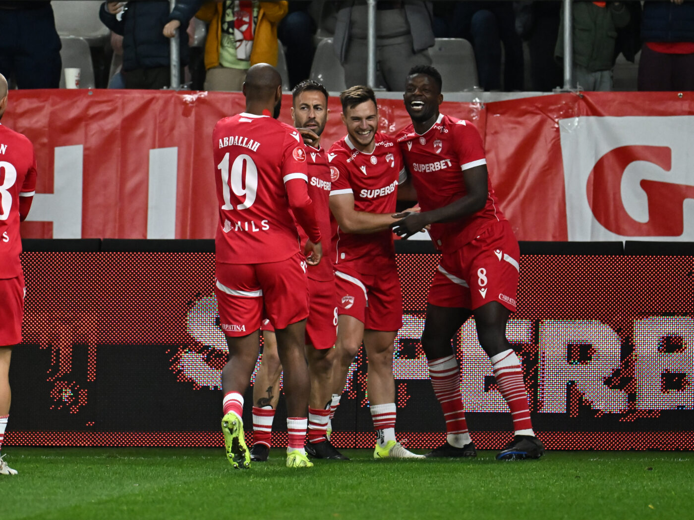 A spălat rușinea la Dinamo după umilința cu FCSB și transmite un mesaj categoric după ce trupa lui Kopic a urcat pe locul doi grație victoriei cu UTA, 1-0! „Asta era foarte important!”