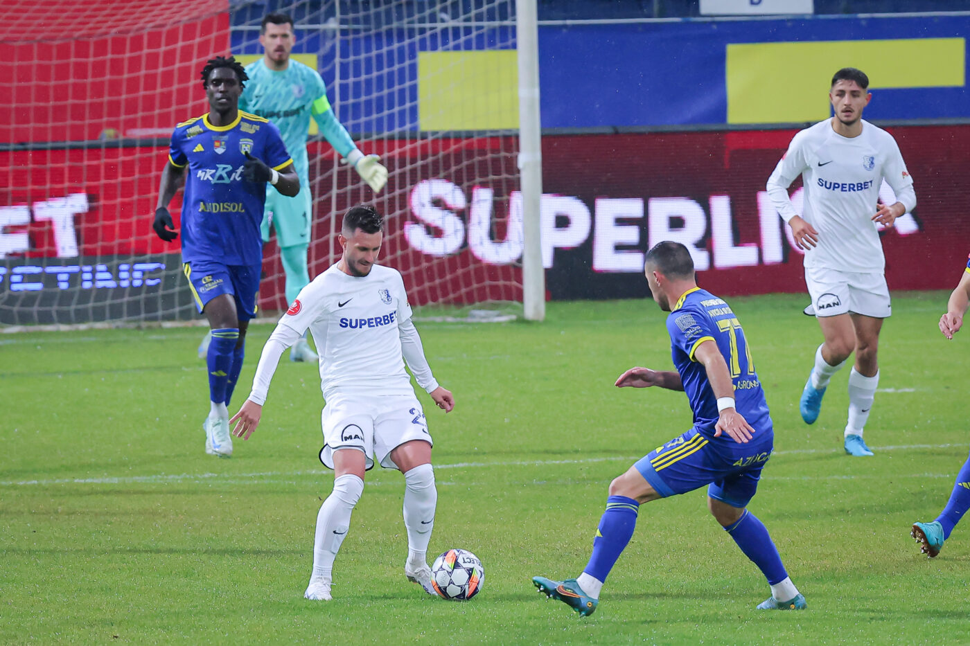 Unirea Slobozia – Farul Constanța 0-1, în etapa 16 din Superliga. Nou-promovata cedează în fața fostei campioane