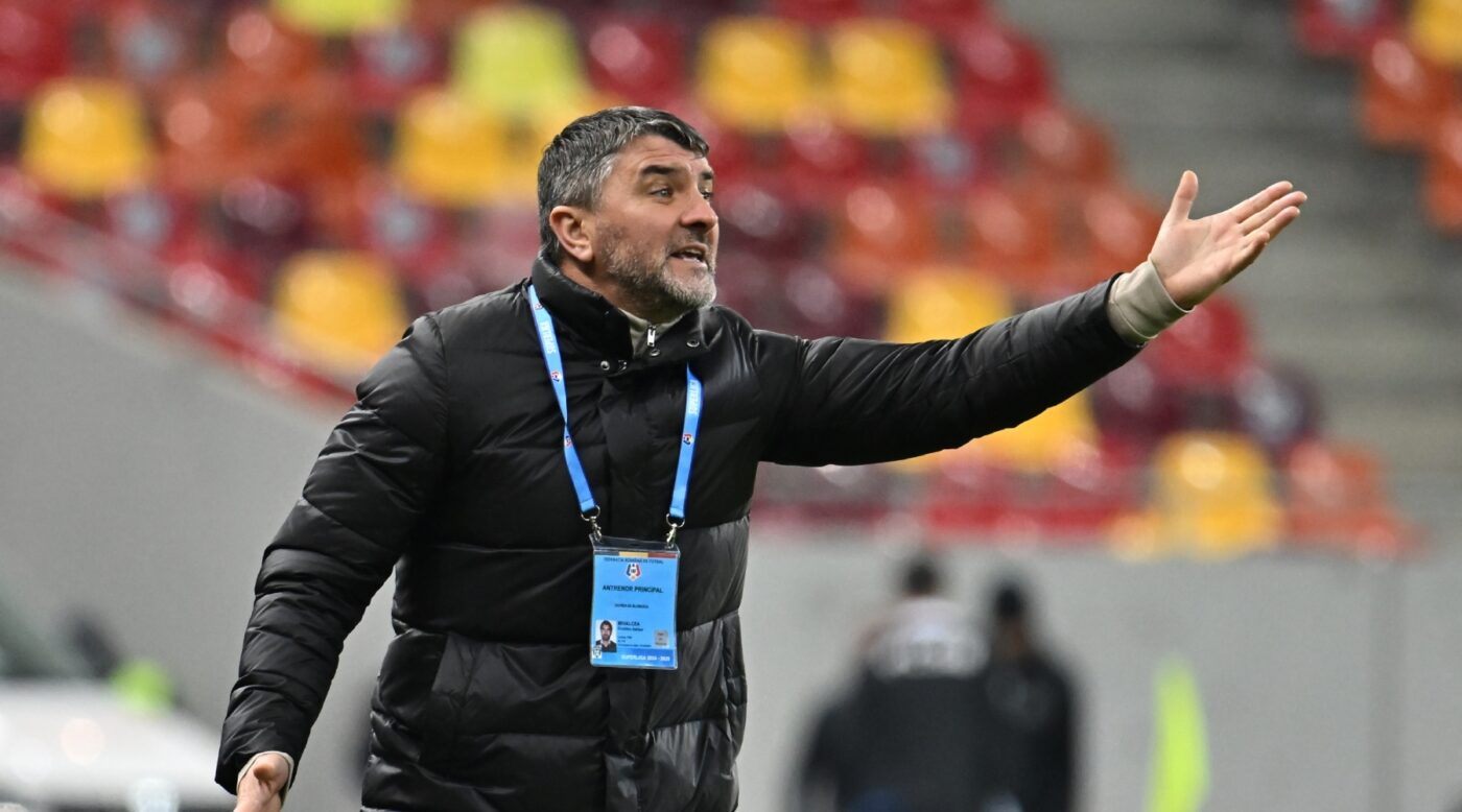 Adrian Mihalcea, un car de nervi după Unirea Slobozia – Hermannstadt 1-2. Și-a mitraliat jucătorii: „Când nu te respecți pe tine ca fotbalist, e greu pentru un antrenor să facă ceva”