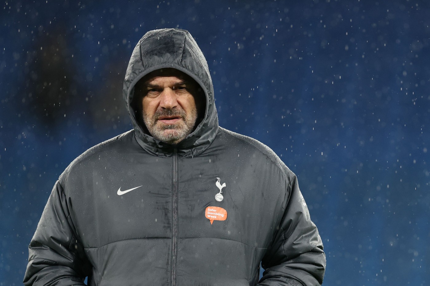 Ange Postecoglou a luat decizia în cazul lui Radu Drăgușin pentru meciul Manchester City – Tottenham: românul e baza în defensivă