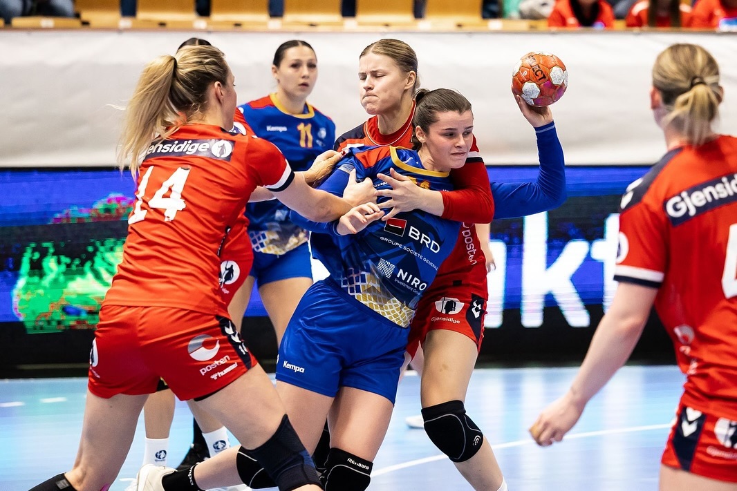Cine transmite la TV Euro 2024 la handbal feminin unde România s-a calificat fără înfrângere! Programul meciurilor de la Debrecen (Ungaria)