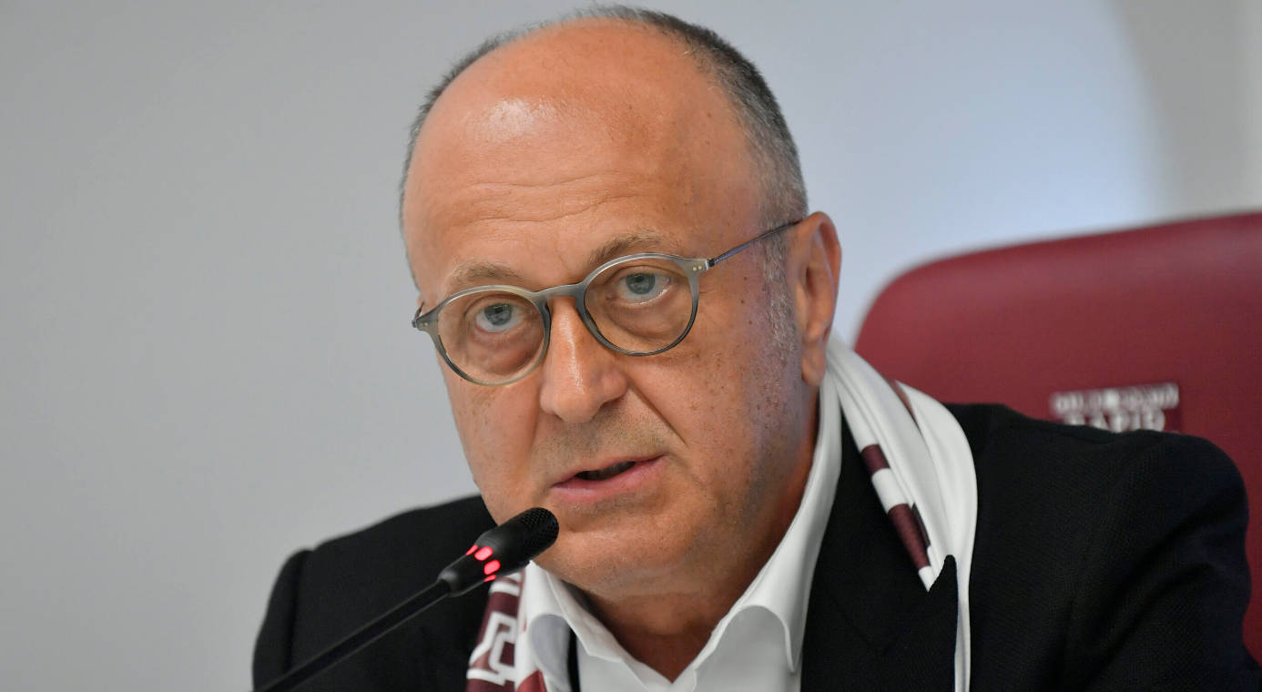 Dan Șucu a luat avionul personal și a plecat să transfere un italian și un român. I-a ratat pe amândoi, iar Marius Șumudică plânge acum după unul: „Mie îmi pare rău”