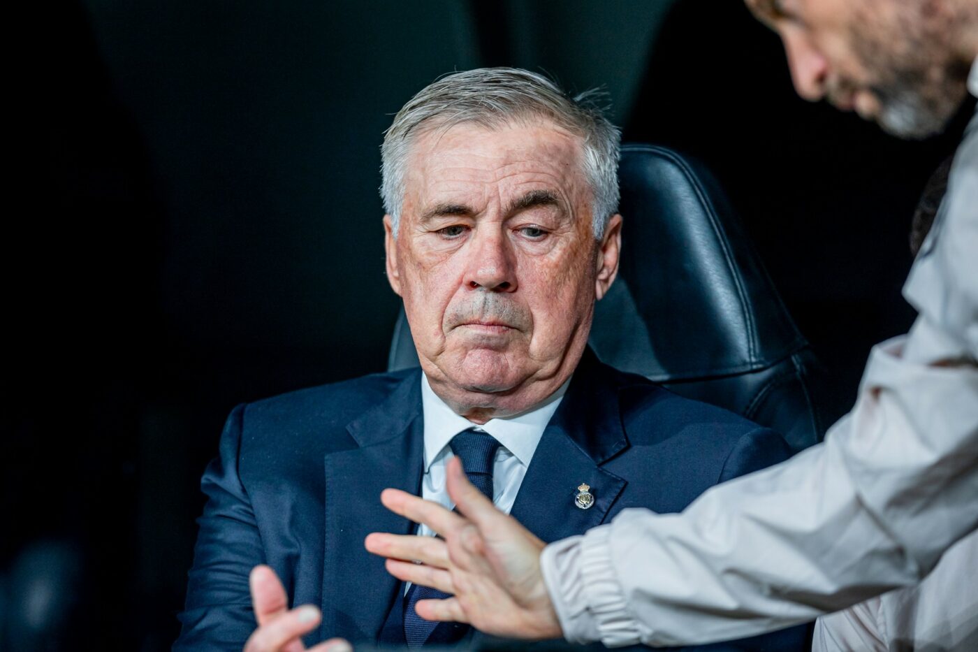 Demisia lui Carlo Ancelotti, o realitate tot mai probabilă, după Real Madrid – AC Milan 1-3. Antrenorul italian a recunoscut că poate fi dat afară: „E normal să se îndoiască de mine”
