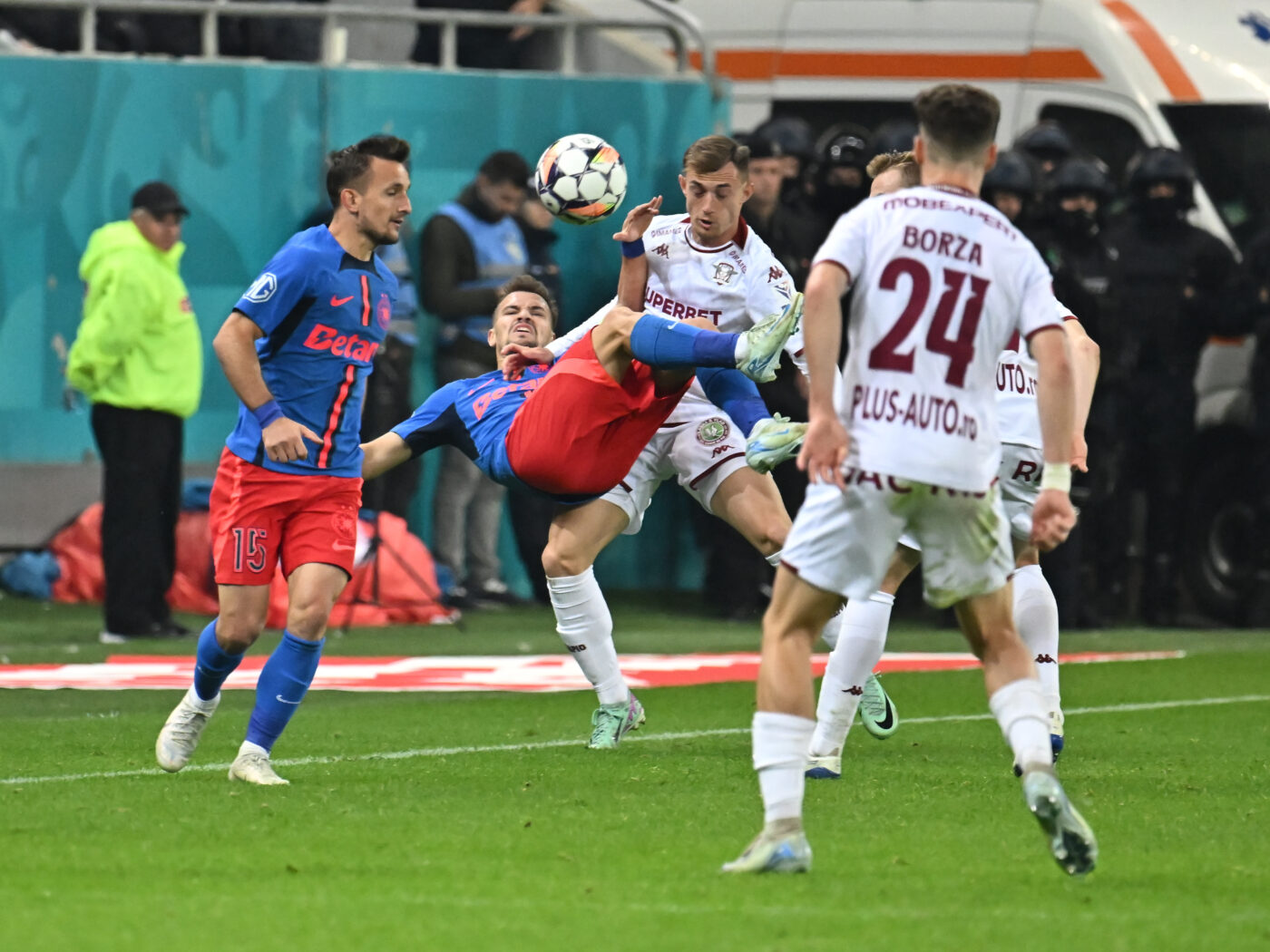 El e primul transfer de la Rapid, din iarnă. „Să vedem dacă va fi de acord impresarul”