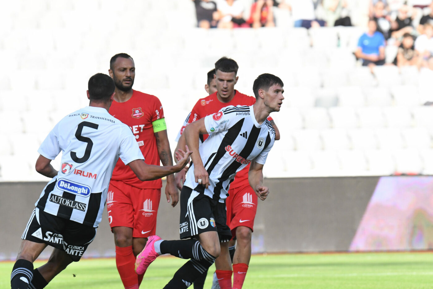 FC Hermannstadt – U Cluj 2-1, în etapa 17 din Superliga. Sibiul se impune în fața liderului, iar Marius Măldărășanu poate răsufla ușurat