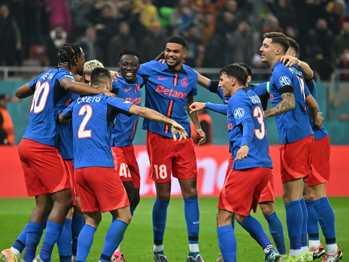 FCSB – Olympiacos Live Video Online în etapa 5 din Europa League, ora 22:00. Echipele de start. Surprize în formula de început a campioanei României