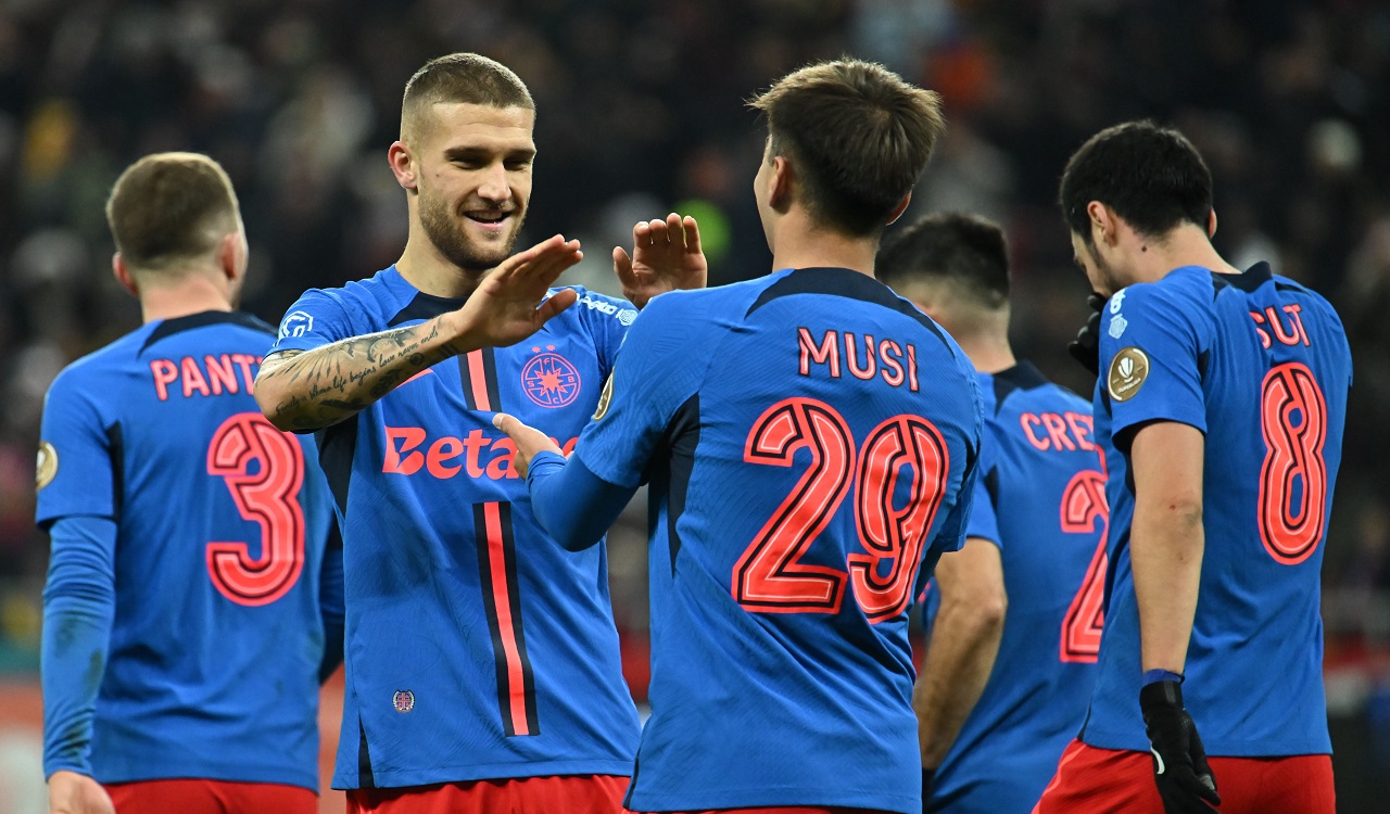 FCSB – Unirea Slobozia 3-0,  în etapa 17 din Superliga. Roș-albaștri urcă pe podium și se apropie la doar 3 puncte de lider