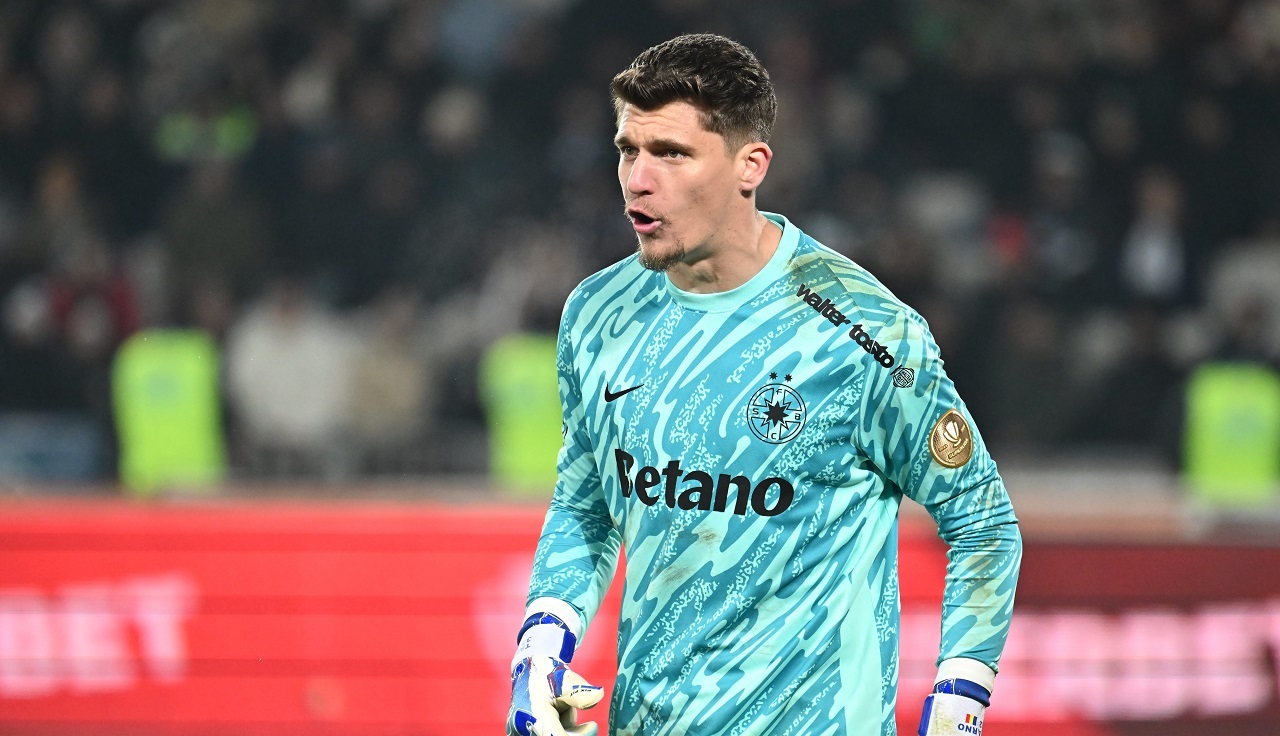 FCSB face scandal după golul înfrângerii cu FC Botoşani! Acuzații grave ale portarului Ştefan Târnovanu