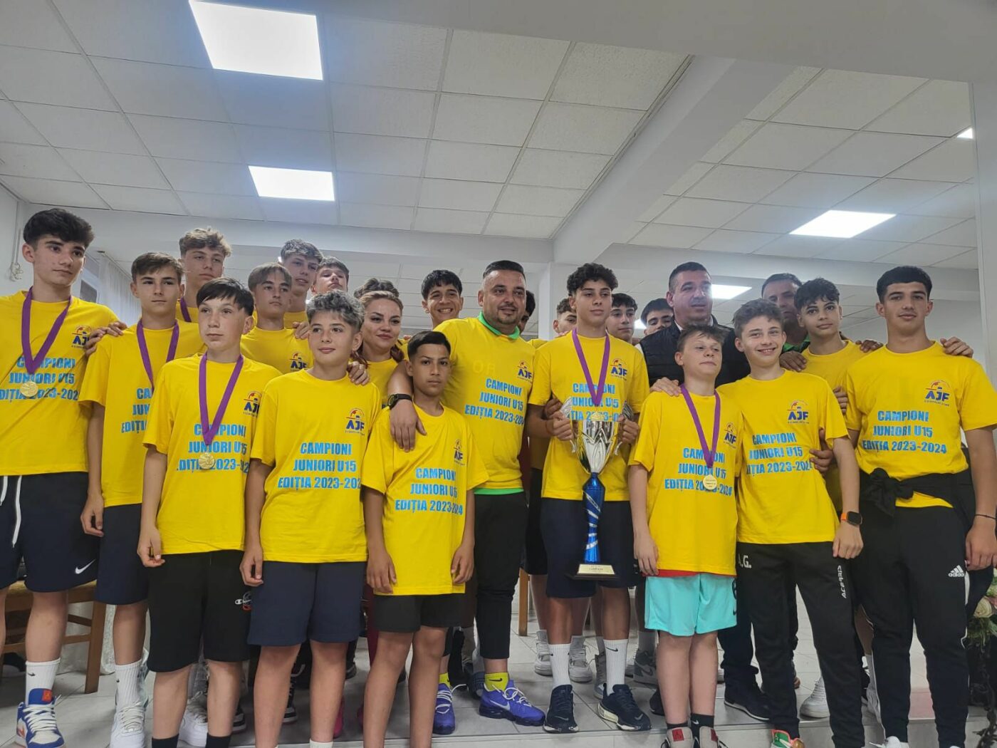 Fotbalist român, în vizorul celor de la Borussia Dortmund! Echipa la care este legitimat în România a făcut spectacol în campionatul județean Under 17, având marcate peste 300 de goluri într-un singur sezon. SPECIAL