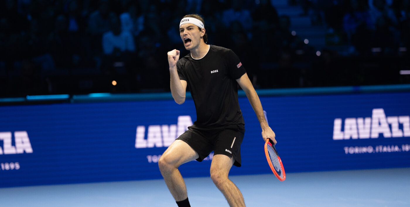 Fritz este primul finalist de la Turneul Campionilor, după ce l-a învins în tie-break-ul setului decisiv pe Zverev