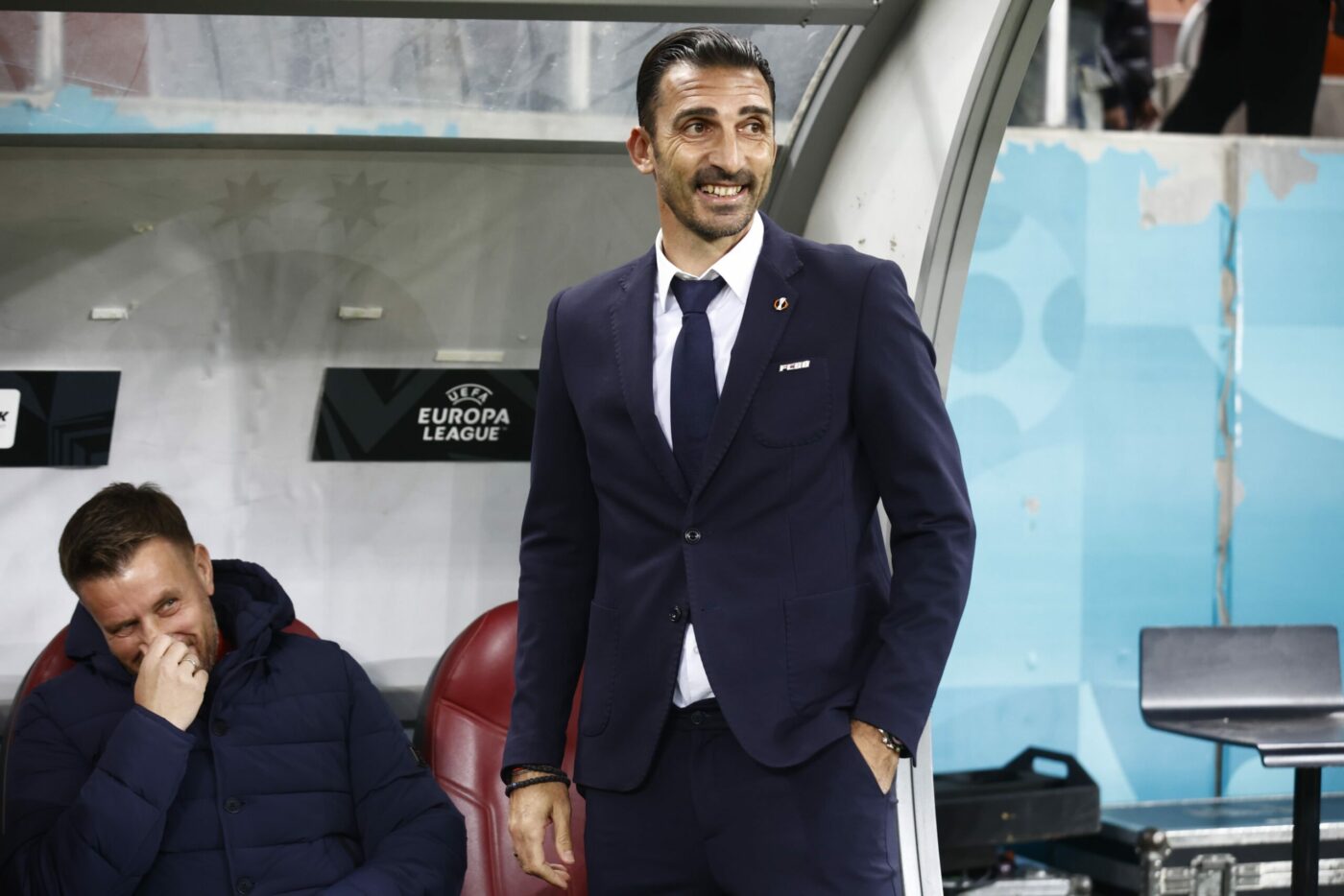 Gestul lui Elias Charalambous, direct pe teren, după ce Florin Tănase s-a „rupt” în FCSB – Midtjylland