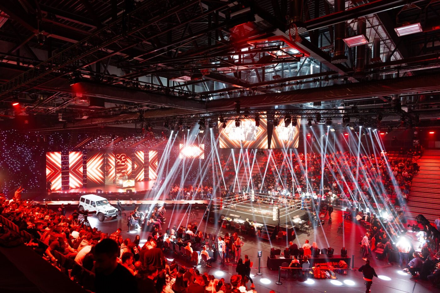 ADVERTORIAL | De la knockouturi la reveniri: HELL Boxing Kings încântă din nou Arena DVTK cu un show de neratat!