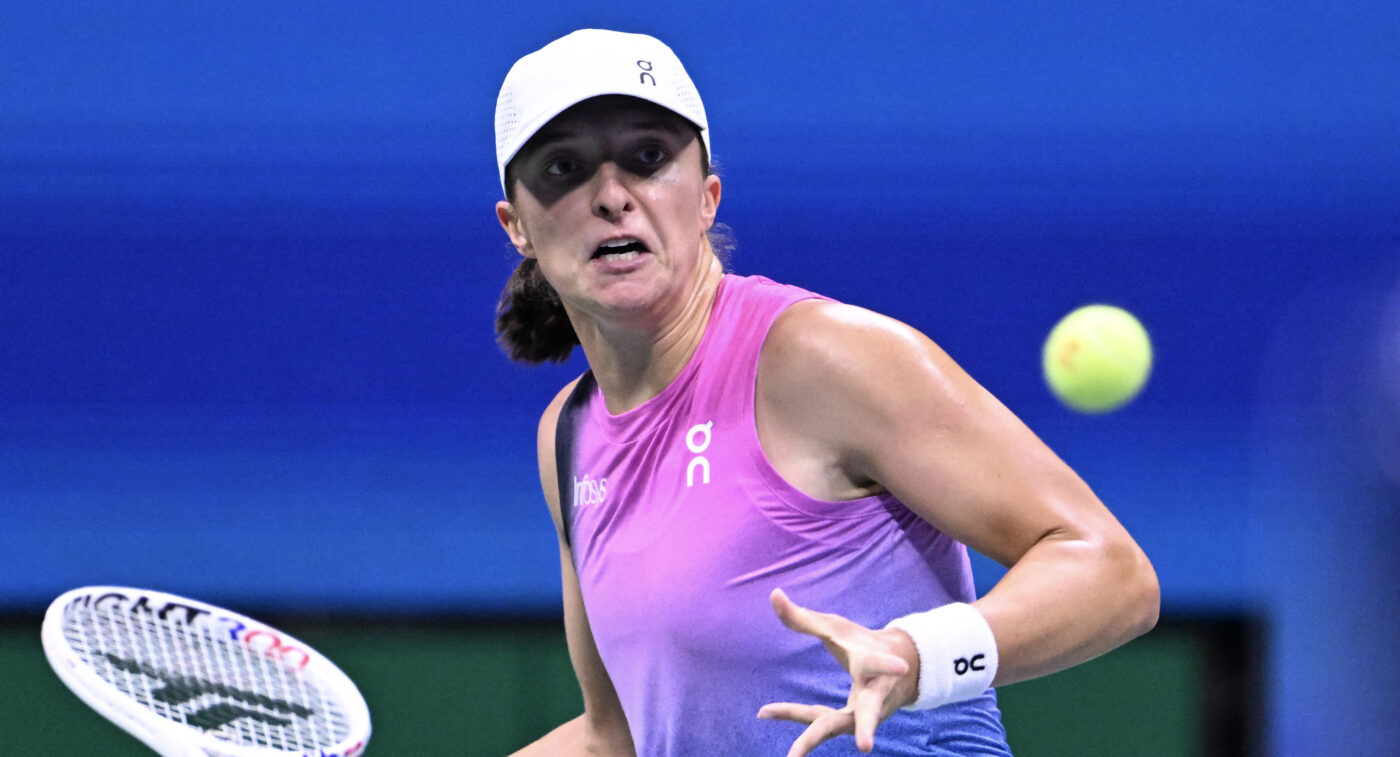 Iga Swiatek, spectacol la Turneul Campioanelor! A revenit senzațional în meciul cu Barbora Krejcikova, dar e cu gândul la Aryna Sabalenka, cea care „i-a furat” locul 1 mondial