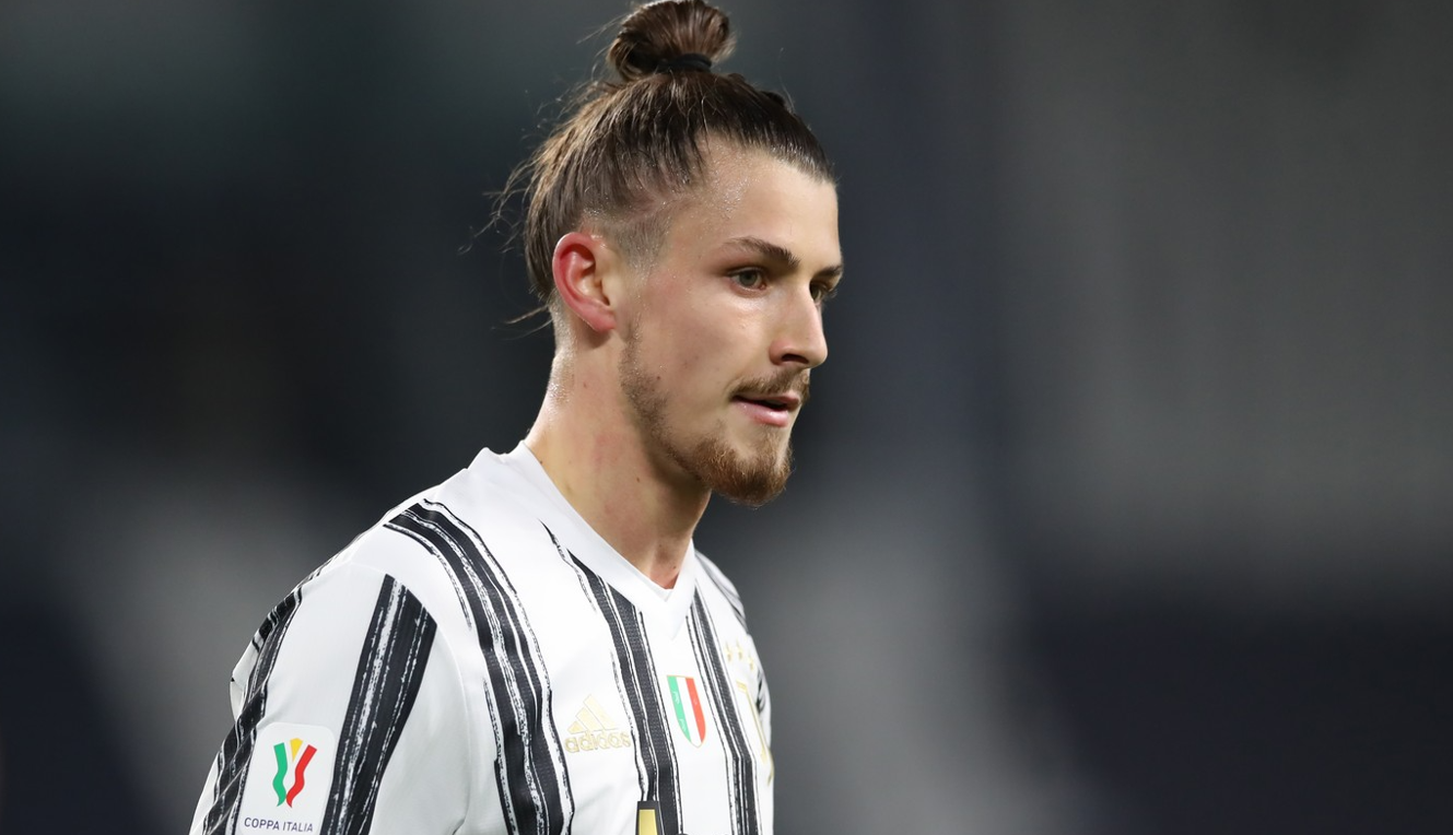 Juventus Torino îl vrea neapărat pe Radu Drăgușin. Informația a venit chiar în seara meciului România – Kosovo