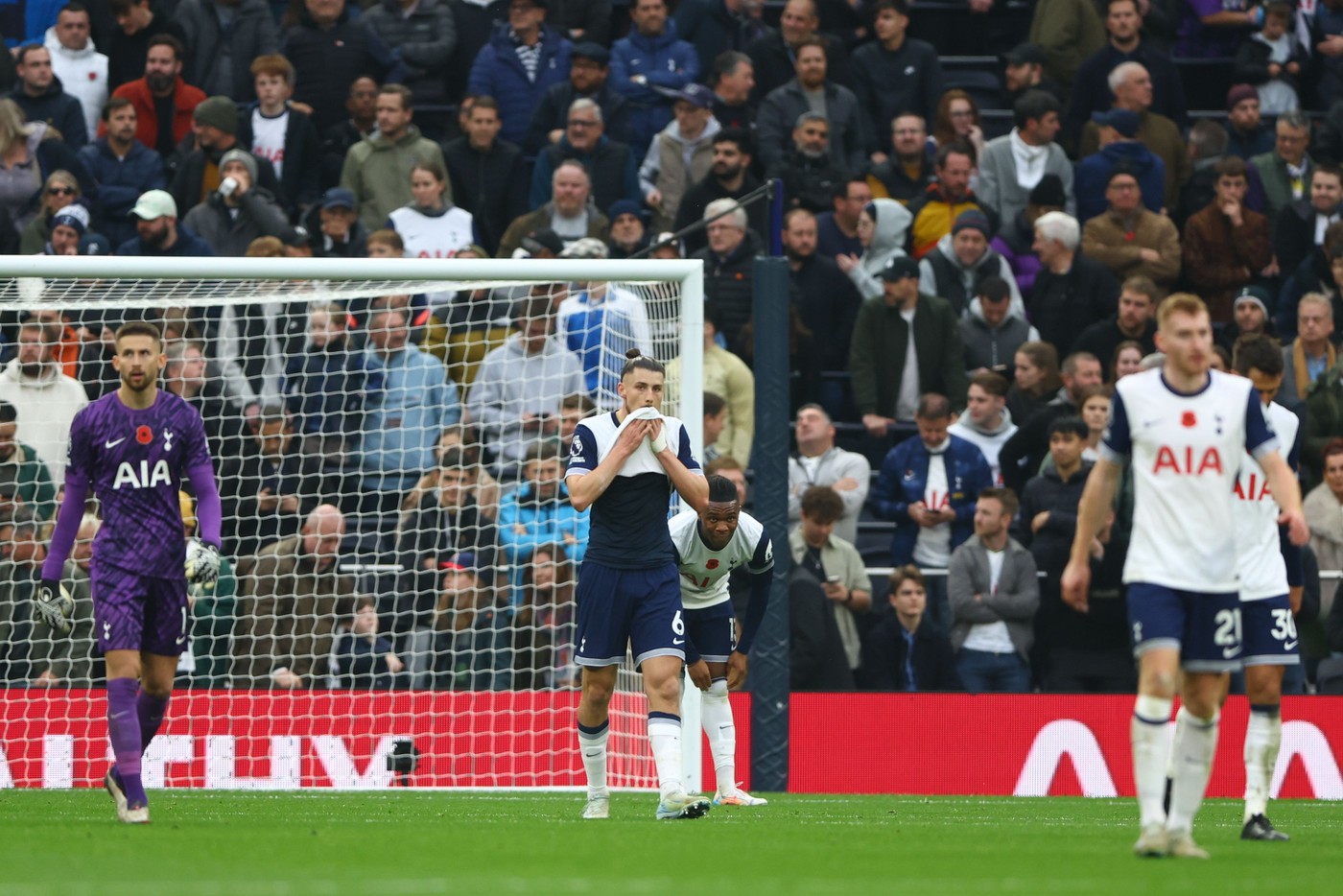 Nota primită de Radu Drăguşin, după Tottenham – Ipswich 1-2. Românul la un pas de autogol